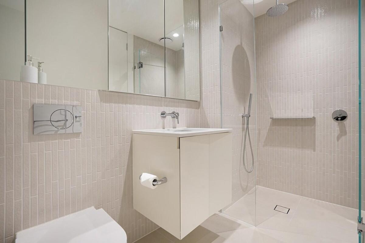 Top-tier 2 Bdrm View Southbank 47th Floor * Melbourne